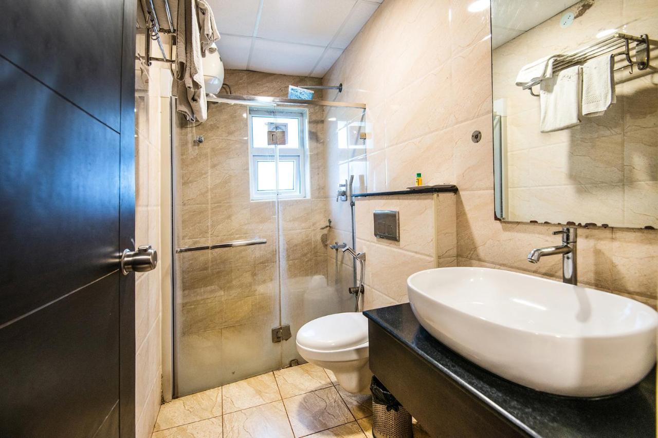 Fabhotel Alreef Residency شيناي المظهر الخارجي الصورة